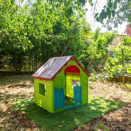 2 Bedroom Lovely In Apartament Valbandon