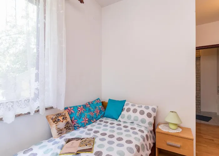 Apartament 2 Bedroom Lovely In Valbandon